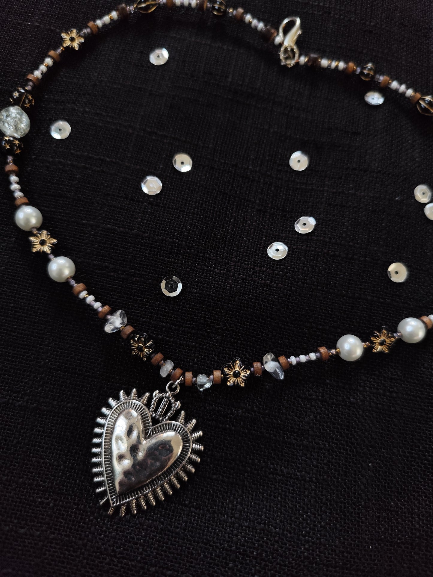 VĖRINYS,,ŠIRDIES KARALIENĖ"